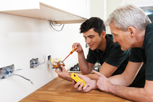 Del Rio is ready to help you prepare for you electrician Career. Learn more from our professionals.